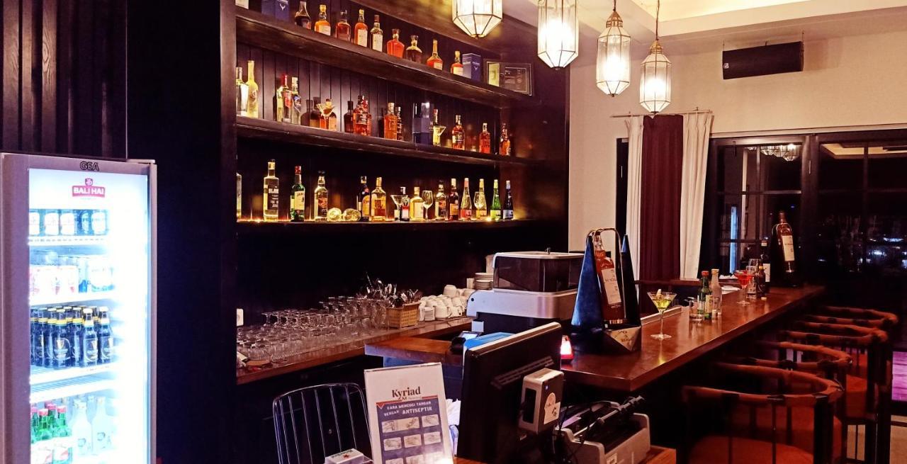 M Hotel Sorong Ngoại thất bức ảnh